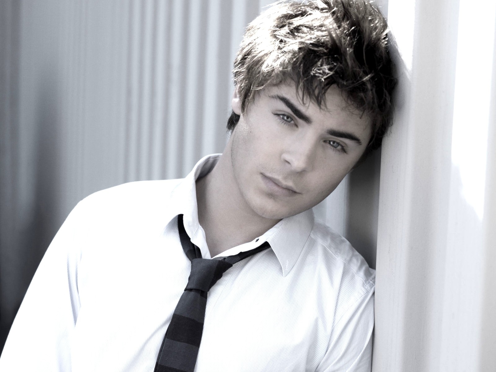 efron attore foto zac efron