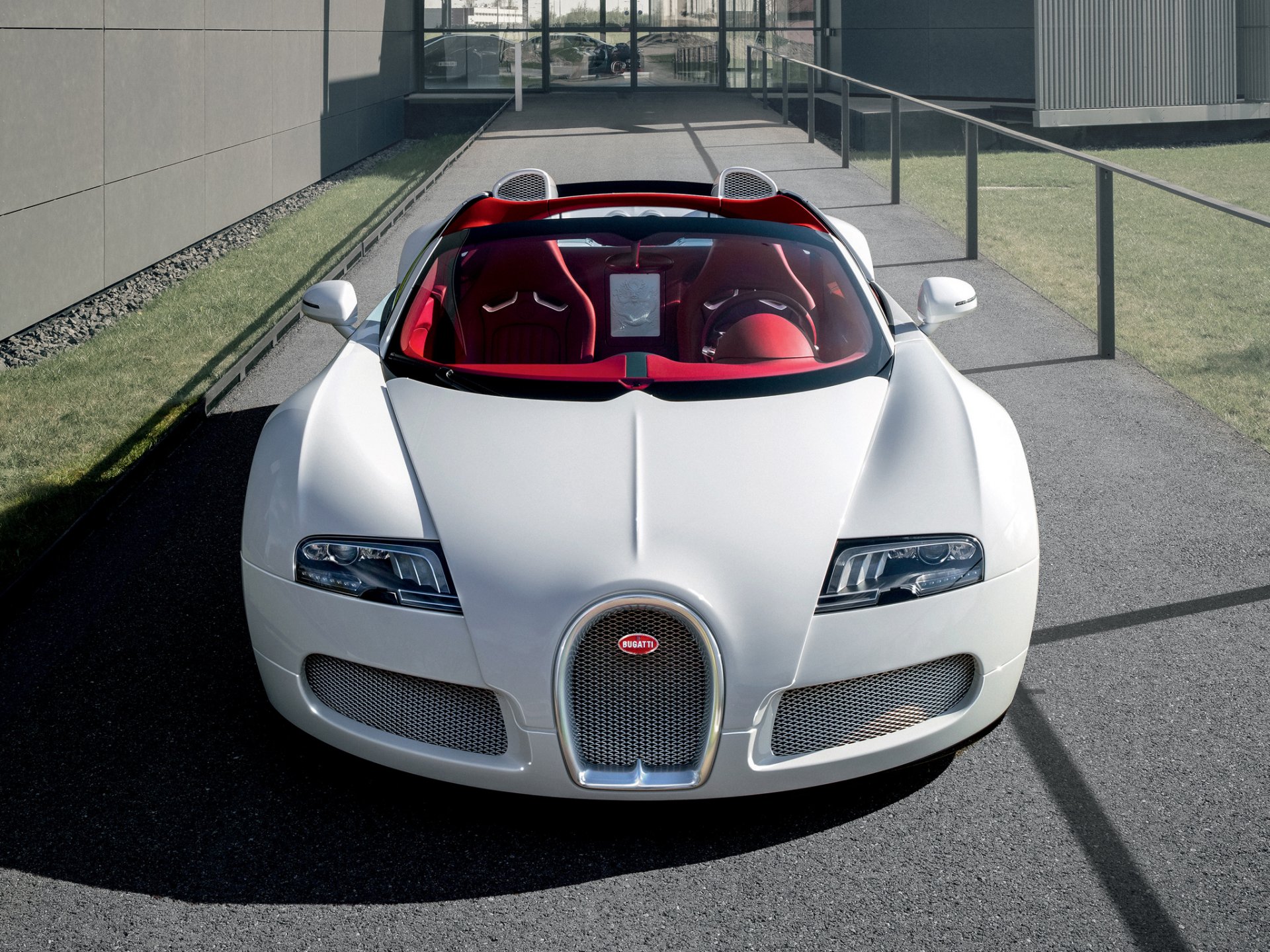 bugatti veyron grand sport wei long roadster hypercar front scheinwerfer weiß