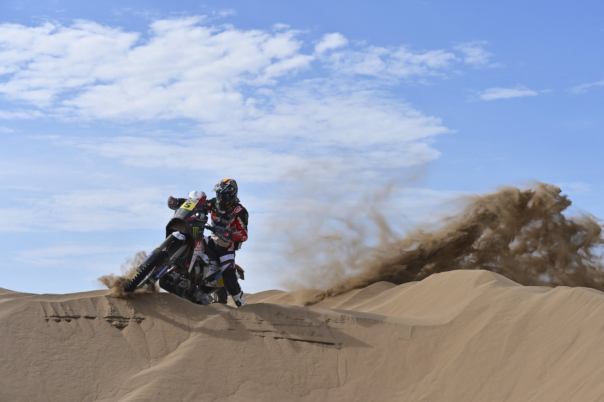 motocicleta corredor duna gas cielo día calor dakar