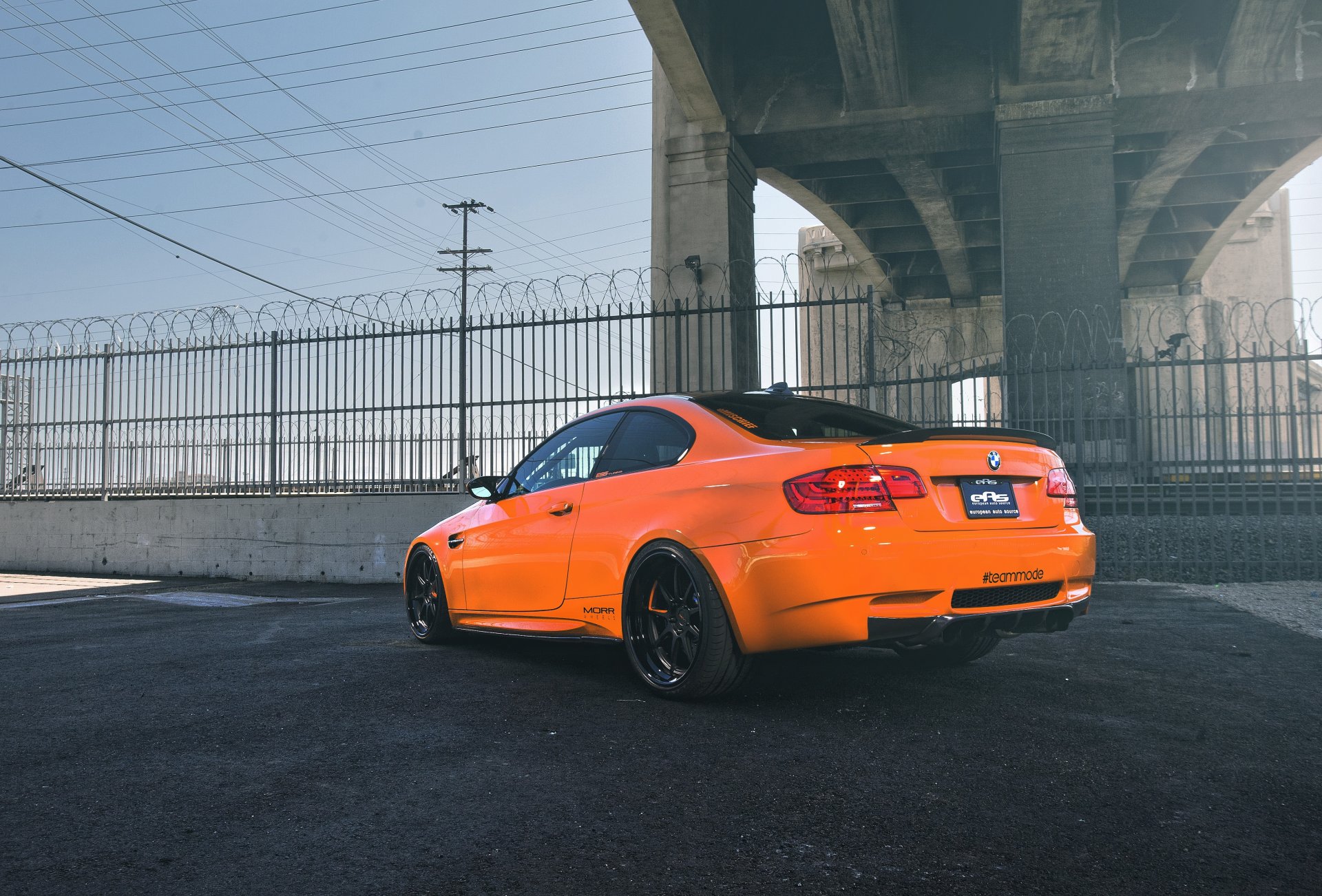 bmw m3 e92 orange bmw arrière clôture fil de fer barbelé