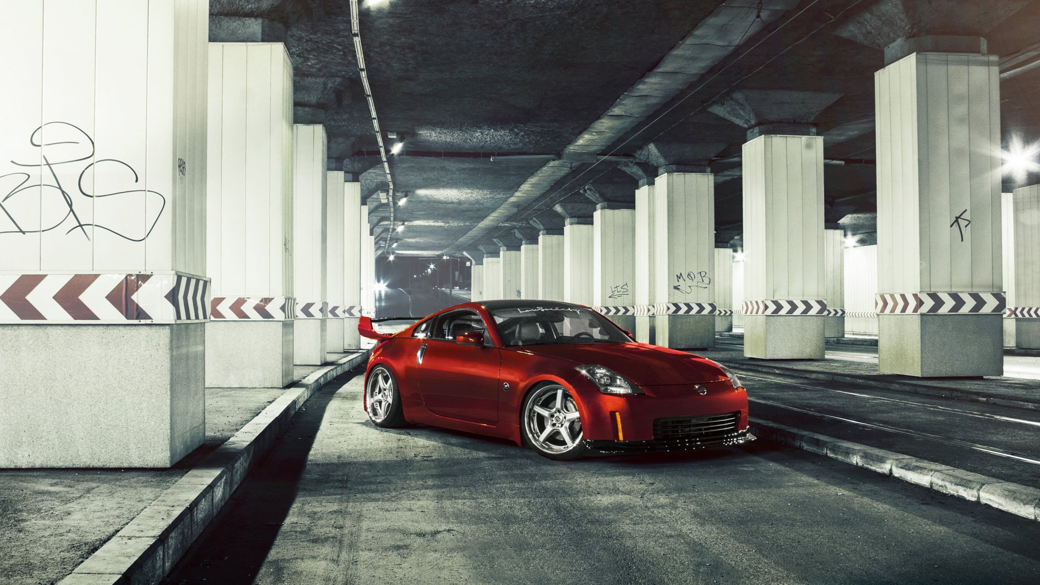 nissan 350z tuning samochód nissan auto czerwone