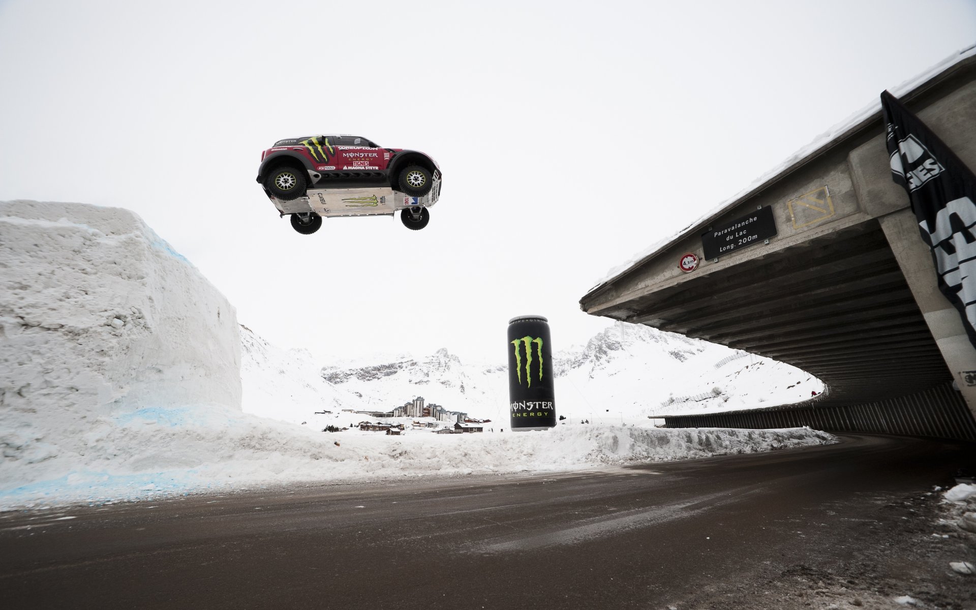 mini cooper mini mini cooper vuelo rojo en el aire nieve invierno