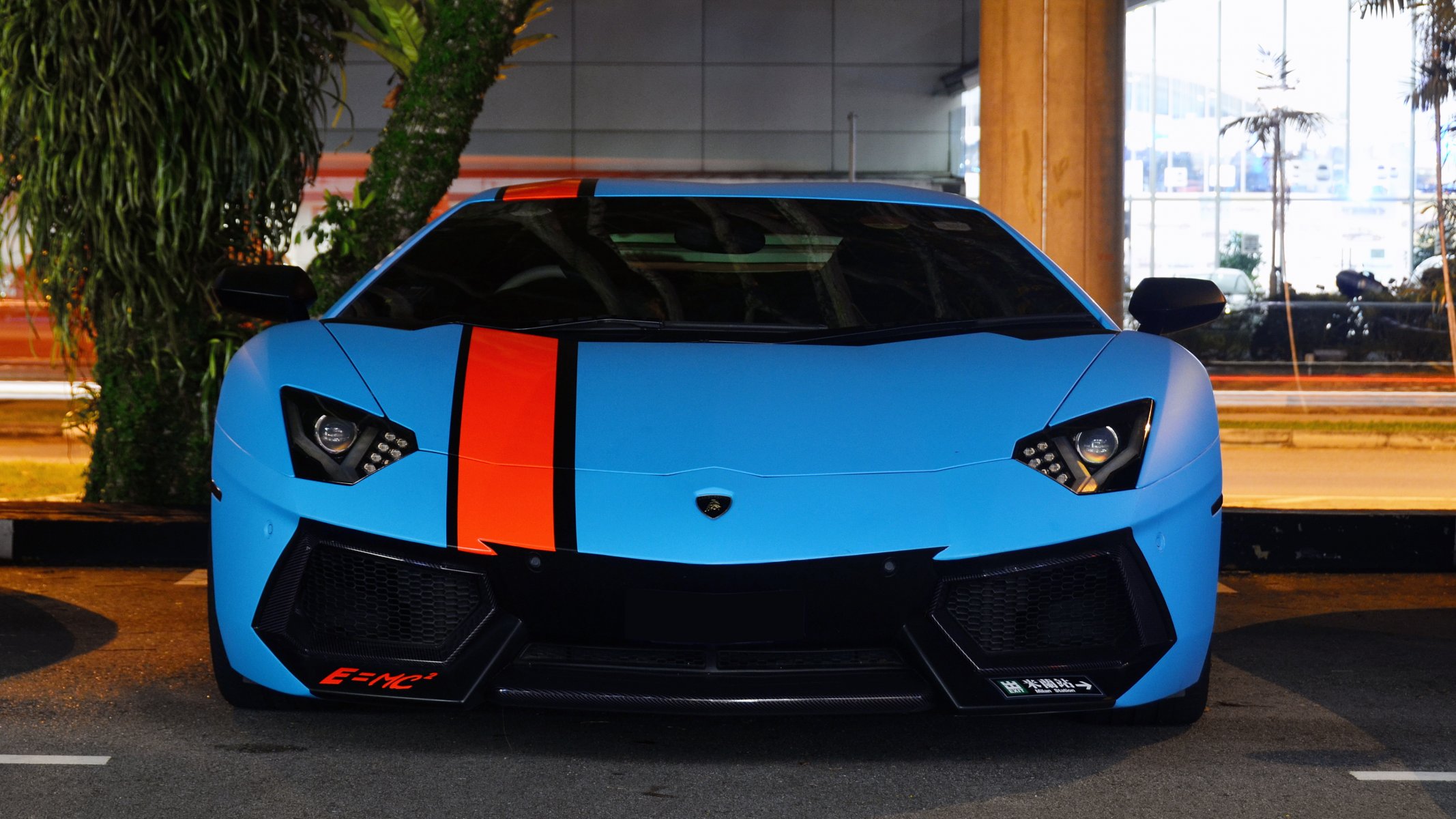 lamborghini aventador lp700-4 blau supersportwagen exotisch