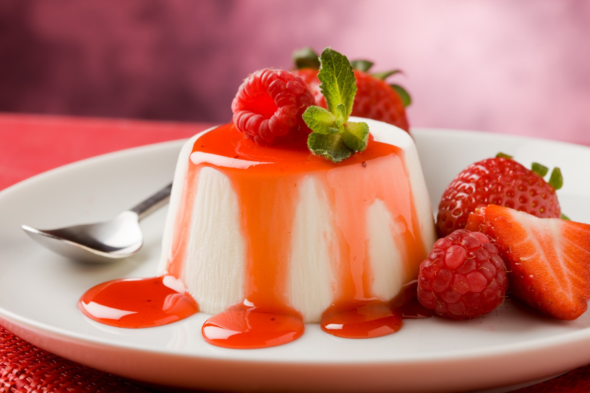 fragola crema bacche cibo dolce dessert