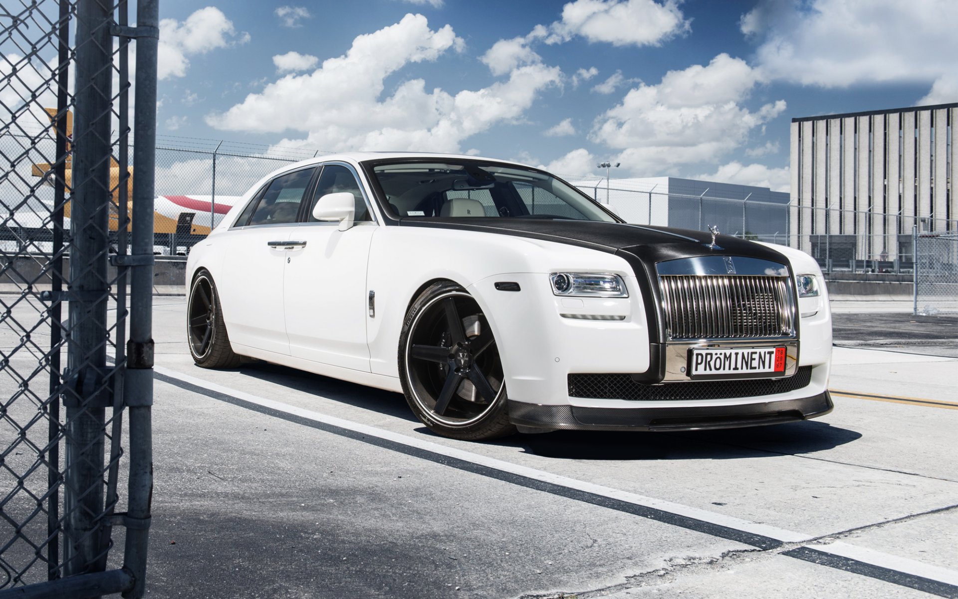 rolls royce fantasma messa a punto bianco