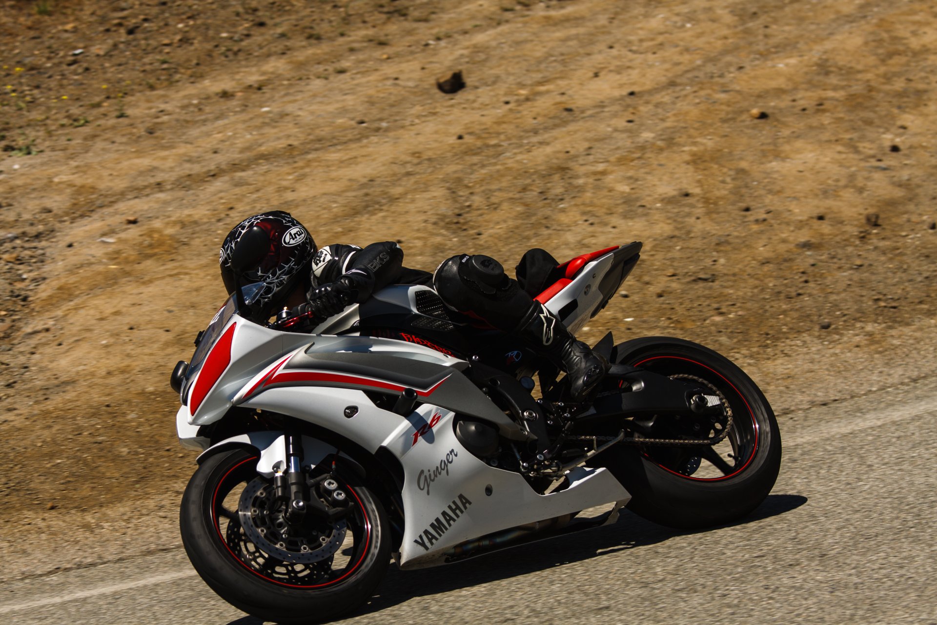 yamaha r6 course moto piste coureur virage