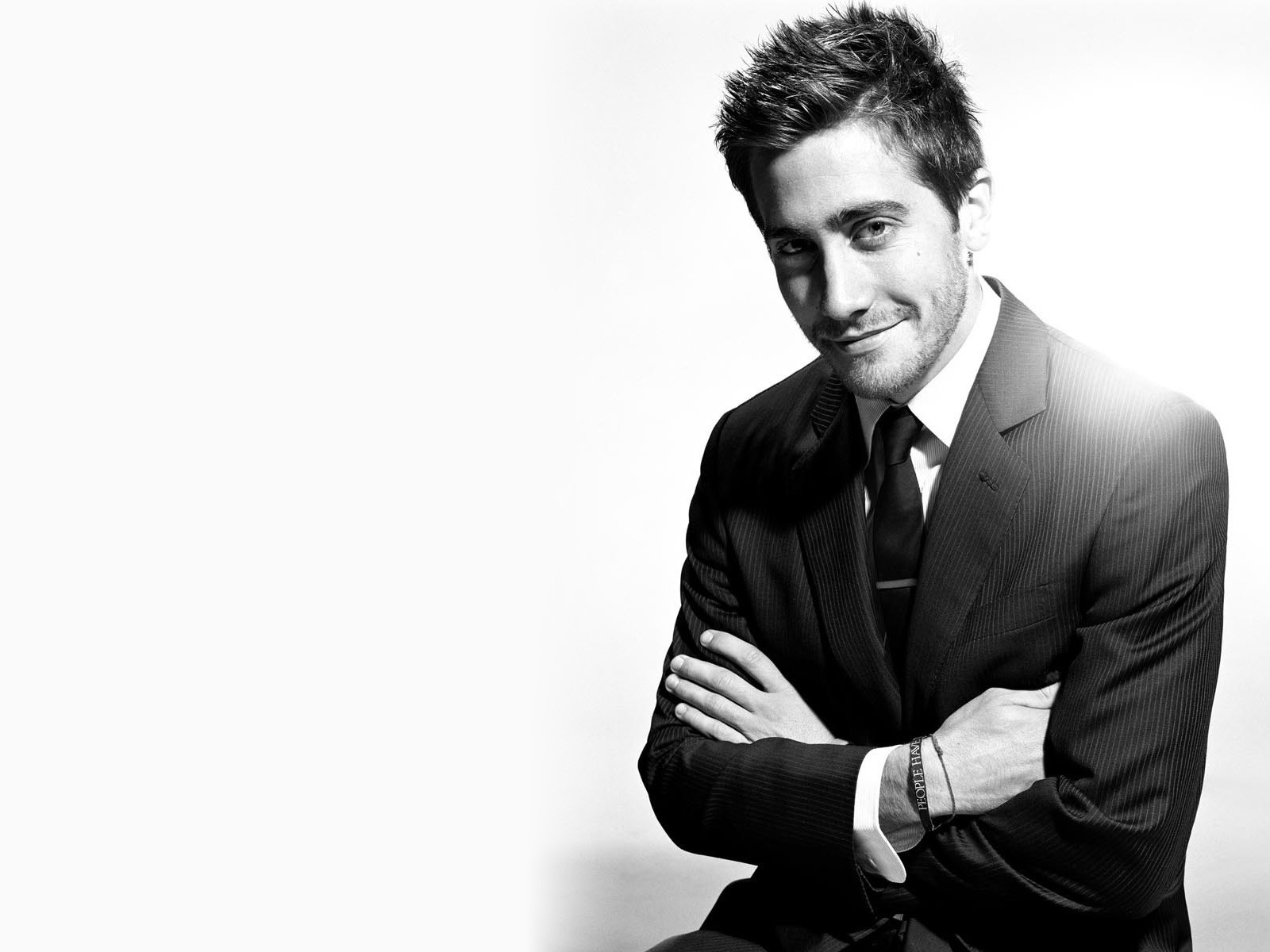 jake gyllenhaal acteur noir et blanc