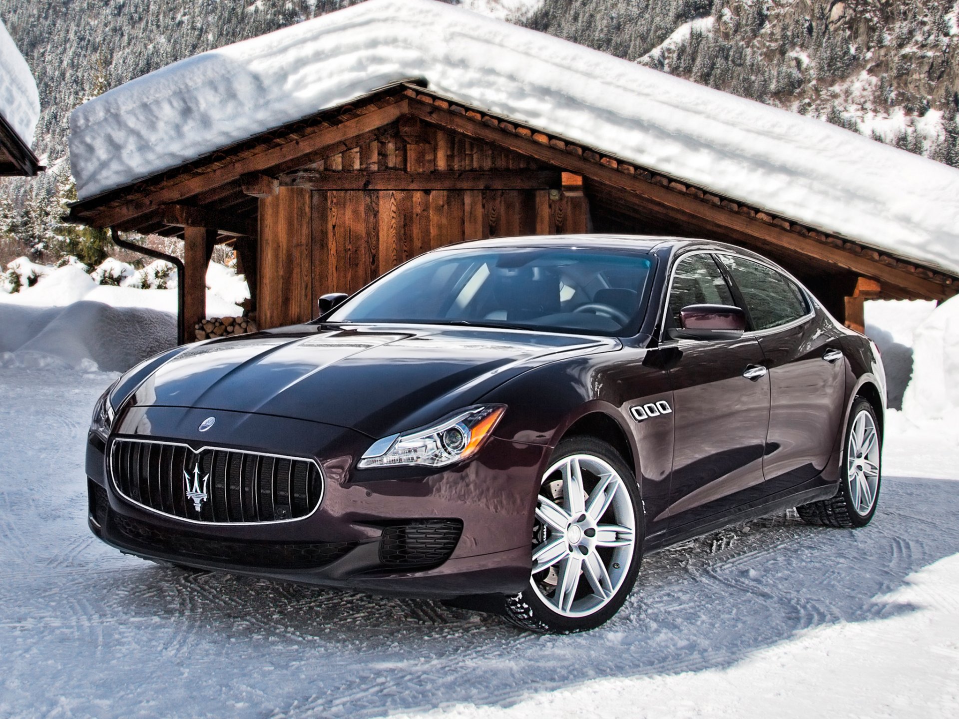 maserati quattroporte b4 samochód włoski maserati śnieg