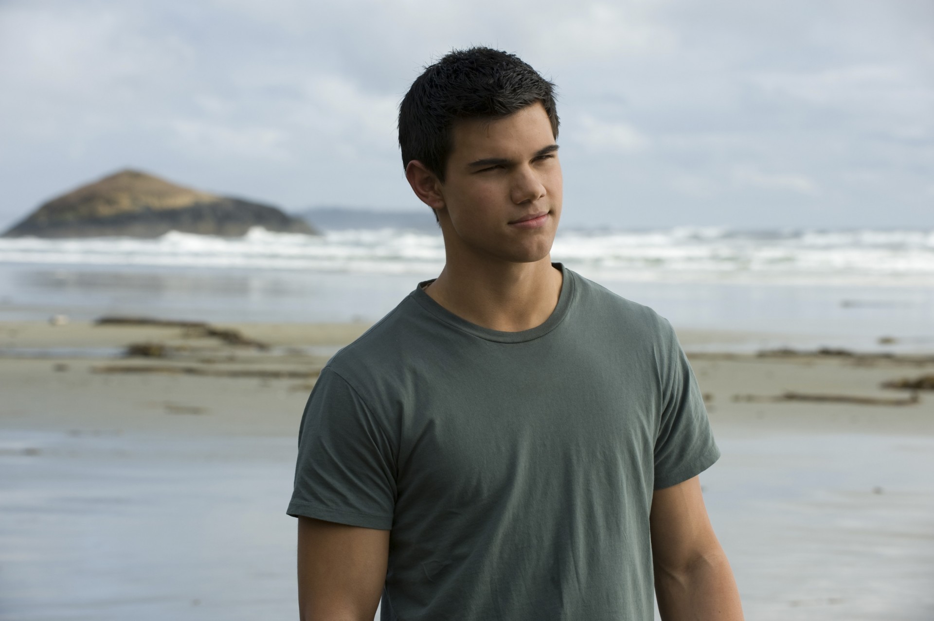 crepuscolo 2 luna nuova fantasia thriller romanticismo jacob black mare costa onde