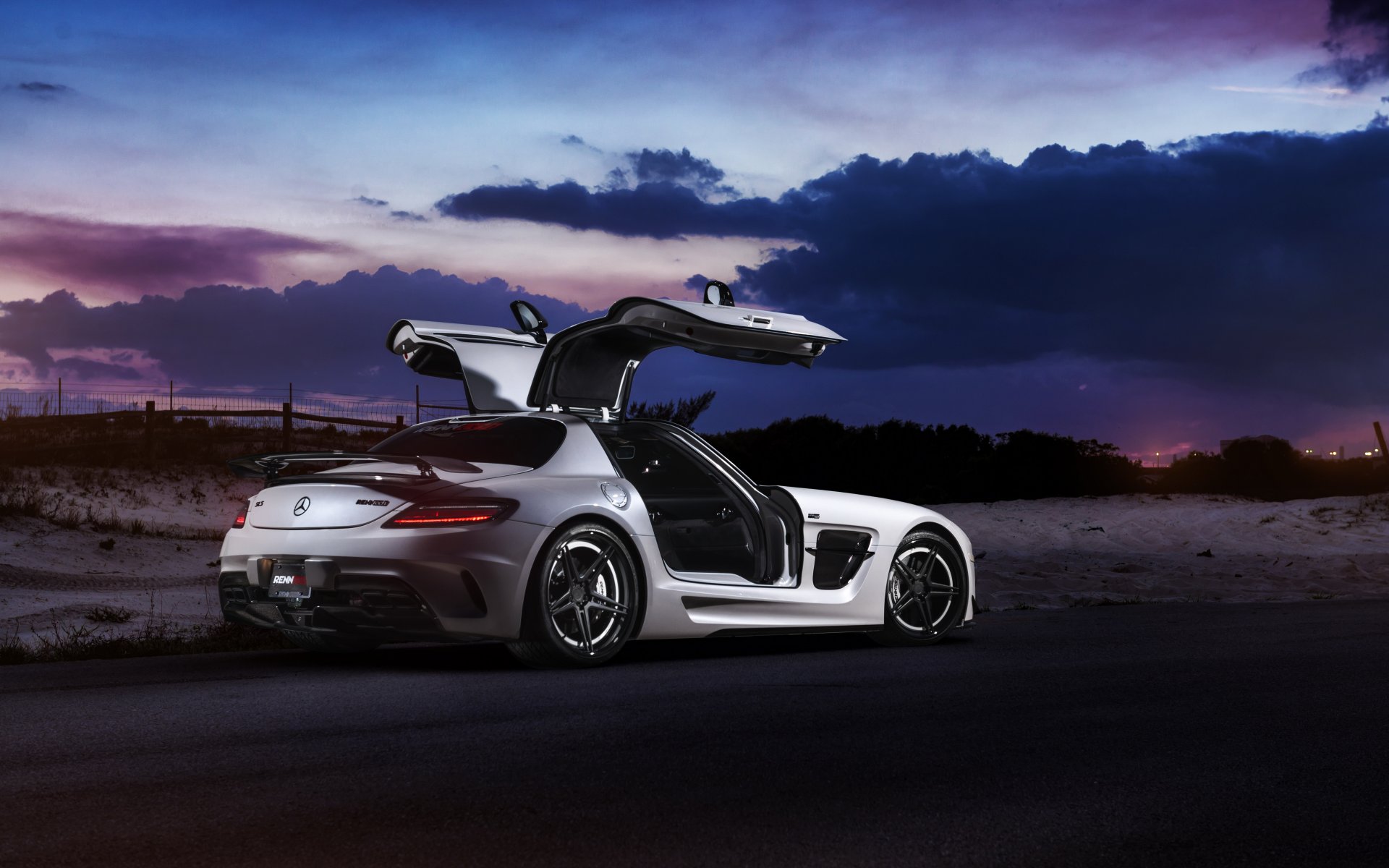 mercedes sls black series renntech tuning voiture mercedes autoboîte william stern