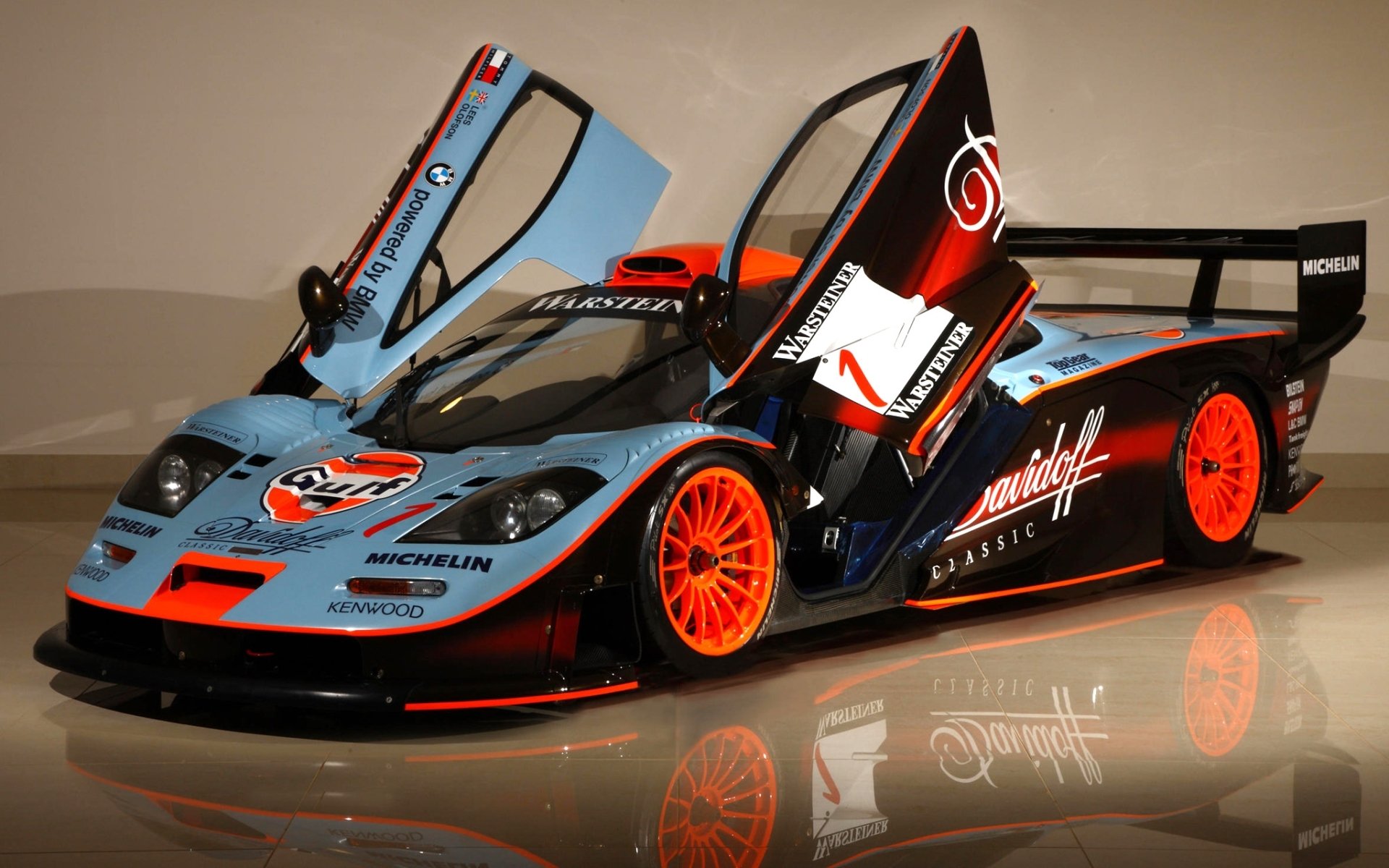 mclaren f1 gtr longtail mclaren f1 gtr superdeportivo hipercoche frente coche de carreras puertas reflexión fondo