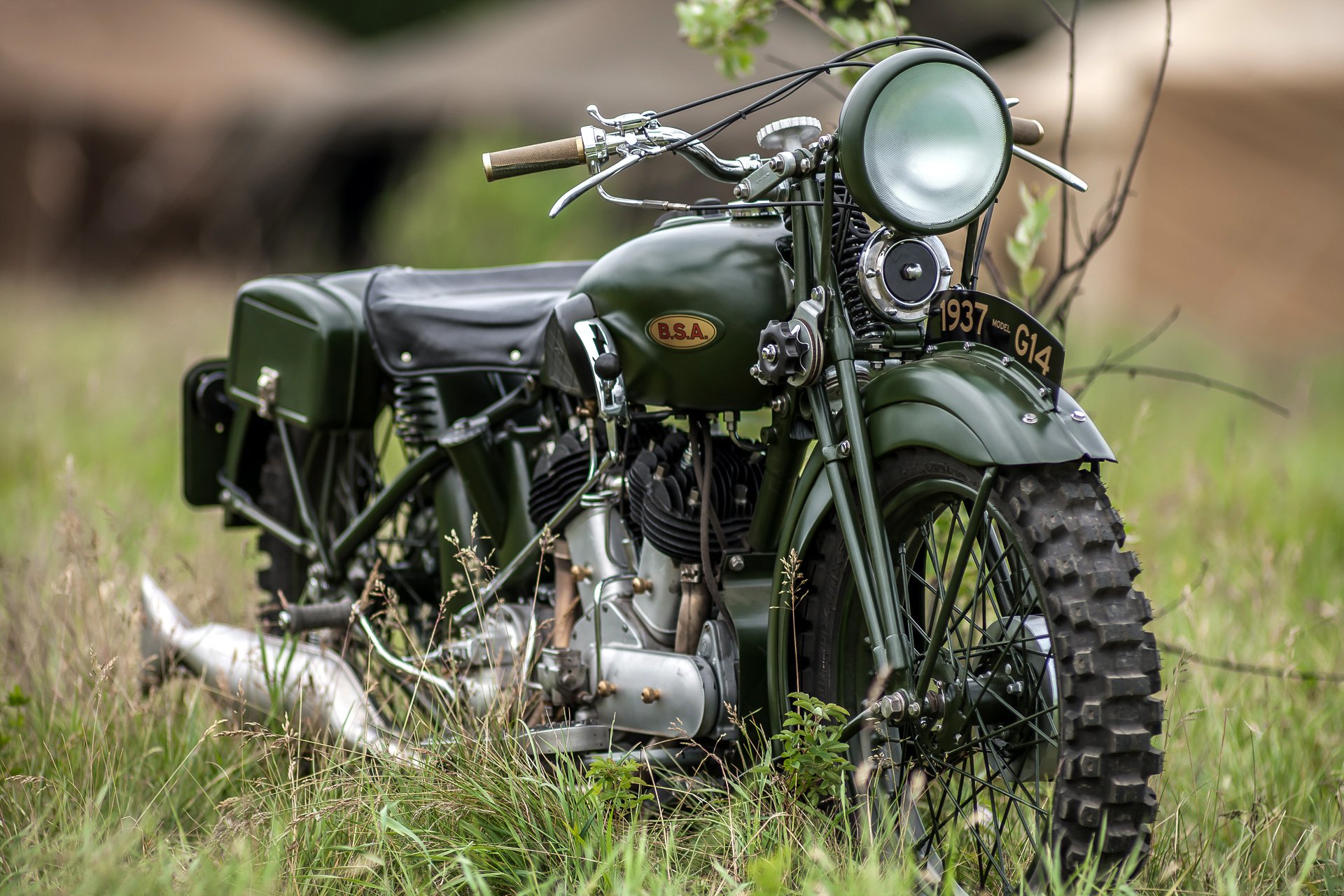 bsa g14 britisch motorrad 2-zylinder v-förmig niederventil motor leistung 25 ps komfortabel reiten einschl. undurchdringlich gelände hersteller birmingham small arms company 1937 kriegsmotoren international treffen militär technik wwii ww2 stunde