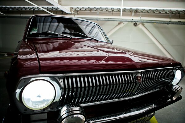 The legendary burgundy car from the USSR is getting old