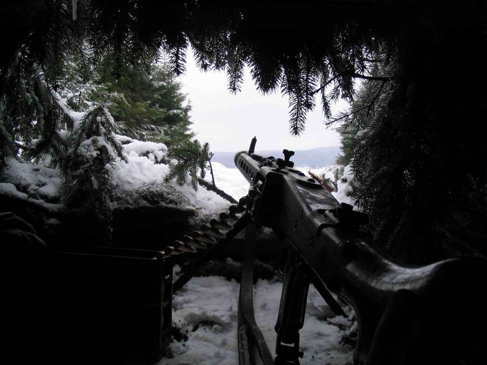 mg-42 neve aghi agguato armi