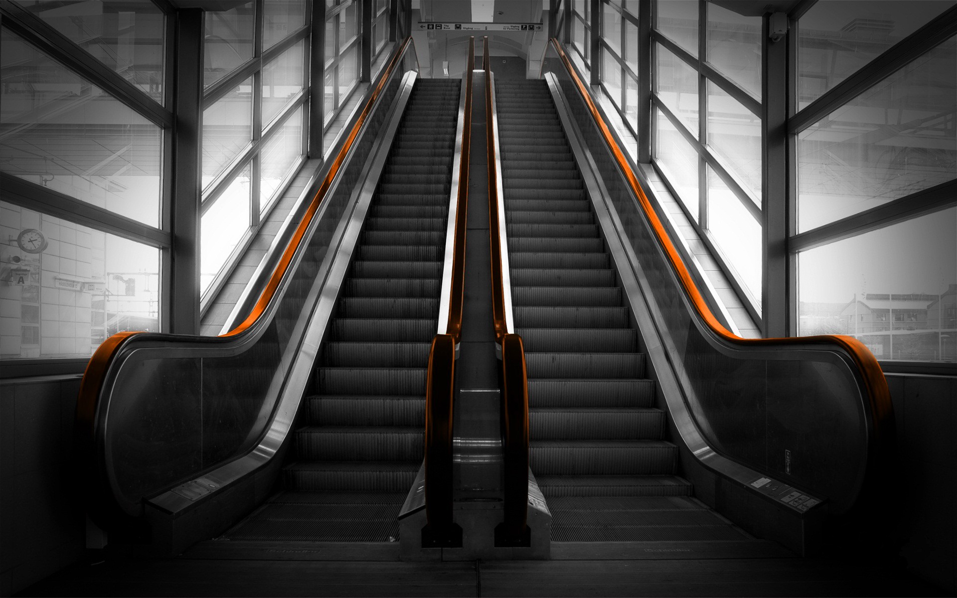 escalator garde-corps