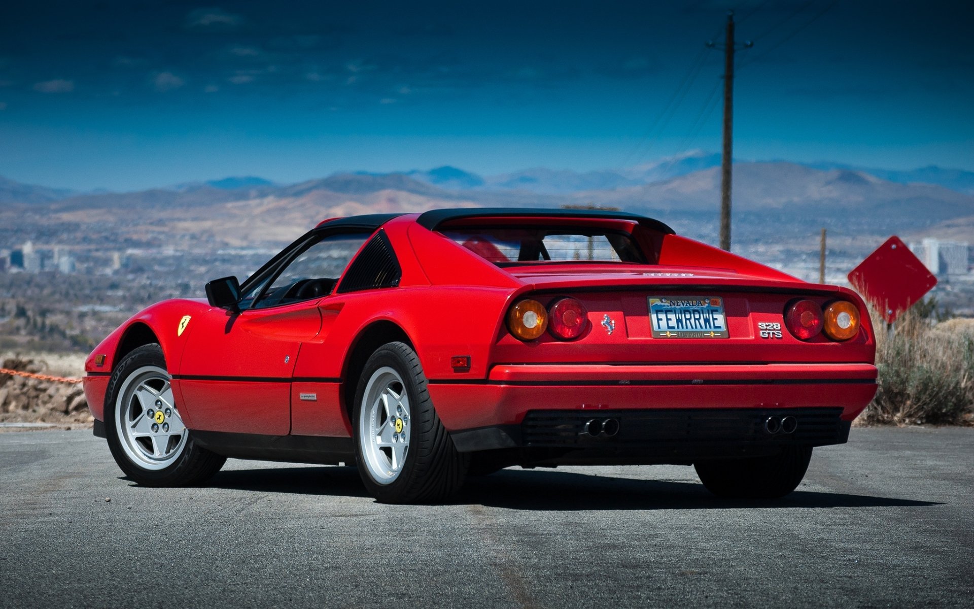 ferrari gts 1985 ferrari rear view