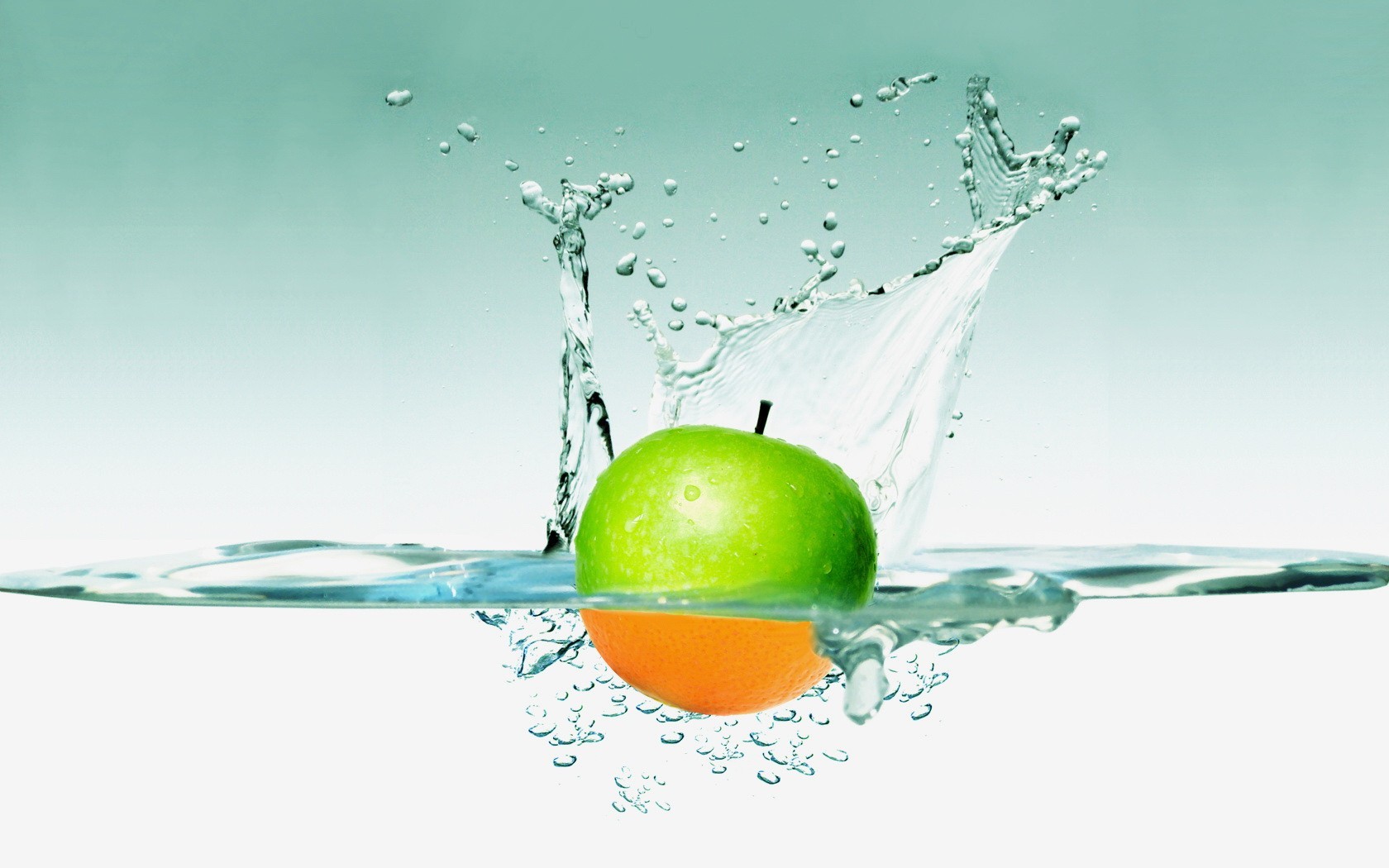 apfel wasser spritzer bild