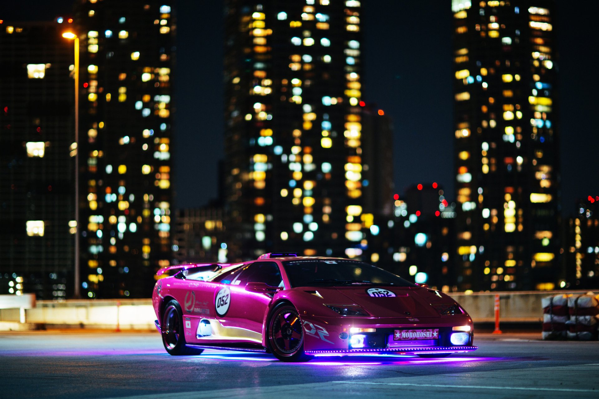 lamborghini diablo lamborghigi diablo nuit bâtiments lumières