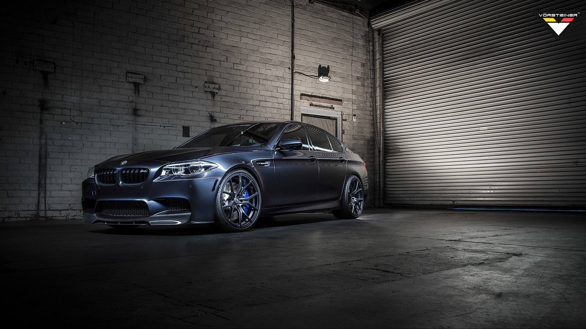 Bmw car wallpaper with tuning in the garage - desktop wallpapers