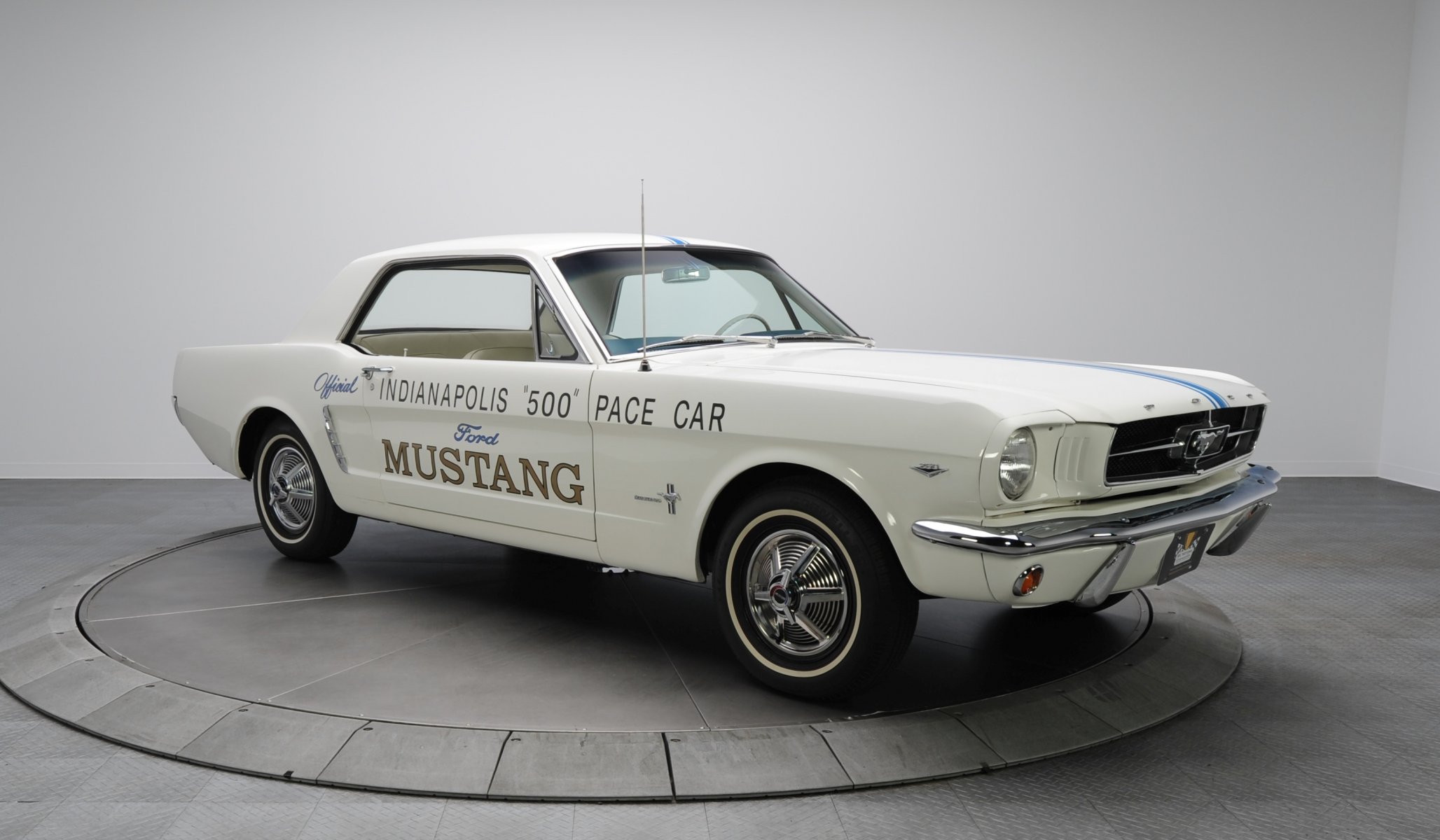 ford mustang pace auto retrò classico 1964