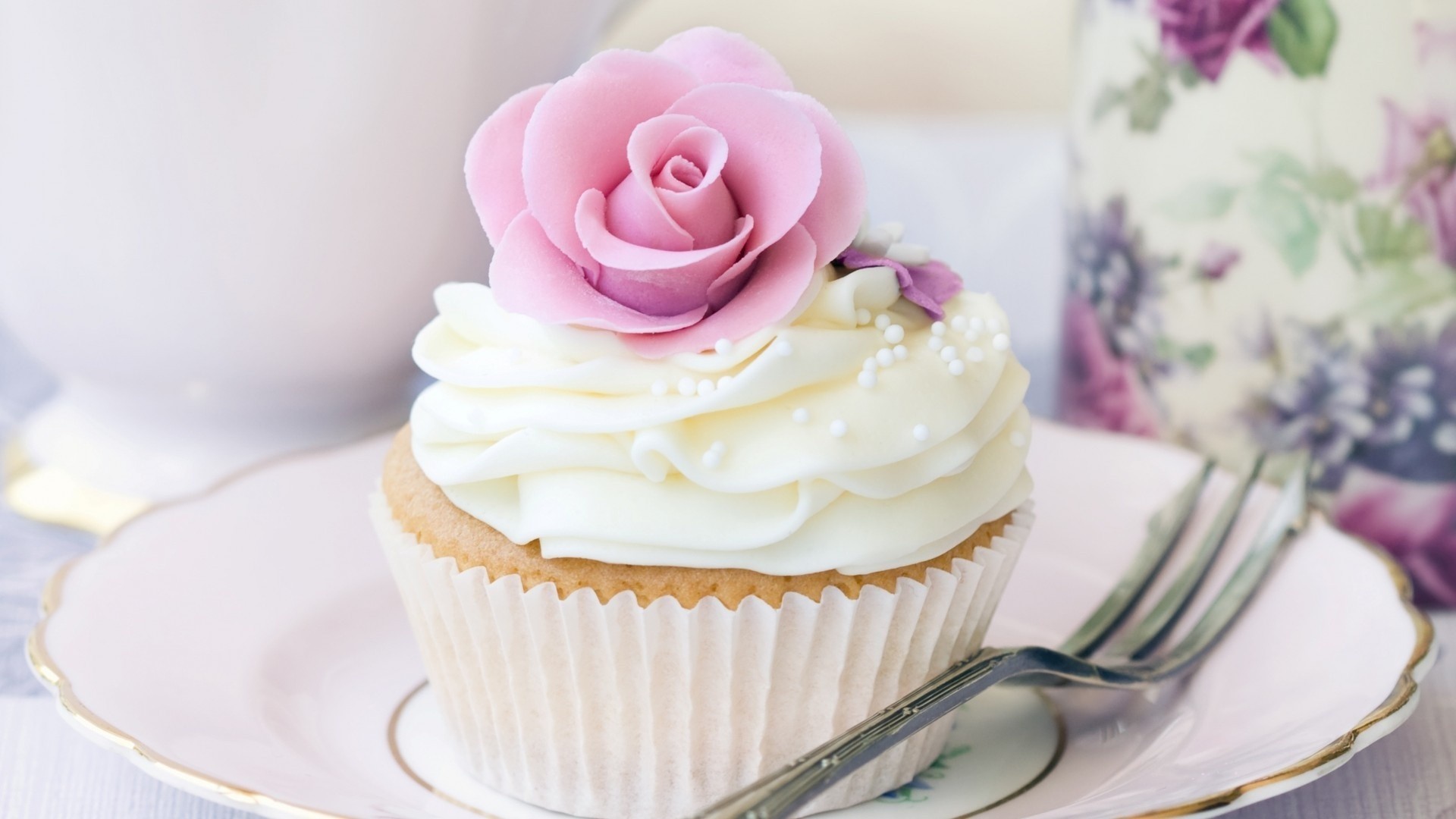 flor pastel tenedor comida dulce postre vajilla dulces crema rosa blanco