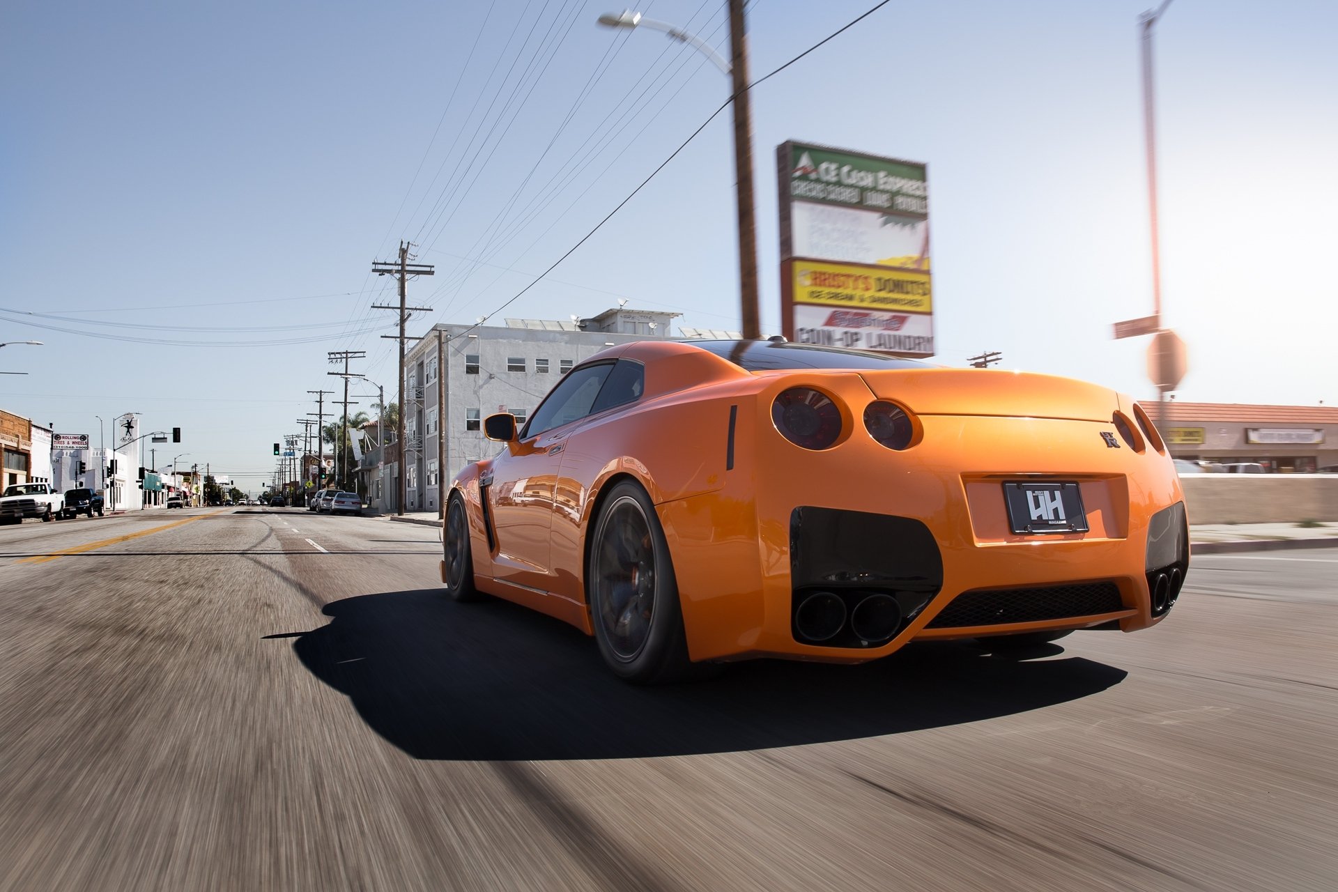 nissan gt-r r35 pomarańczowy nissan gt-r droga cień prędkość