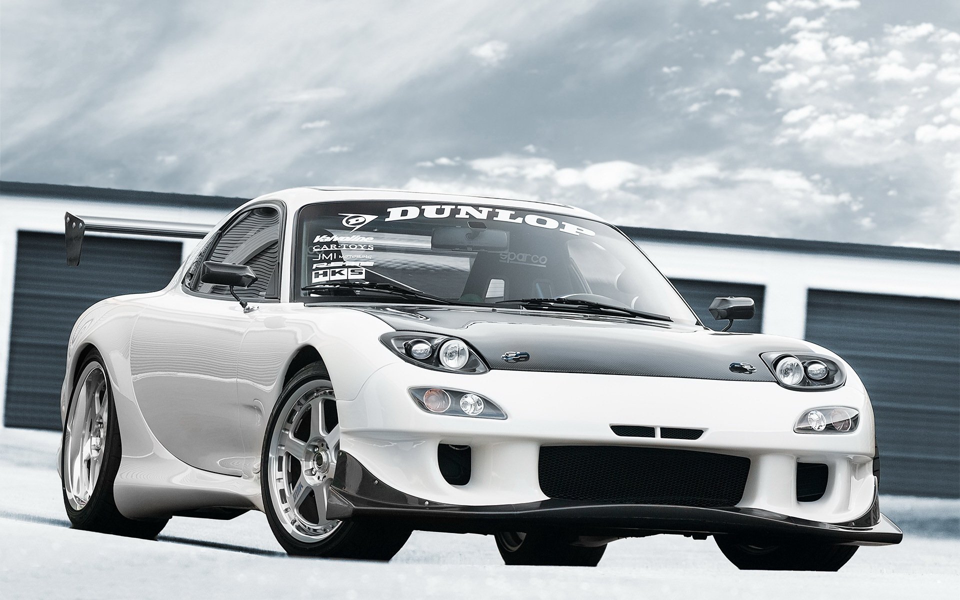 mazda rx-7 dunlop blanc