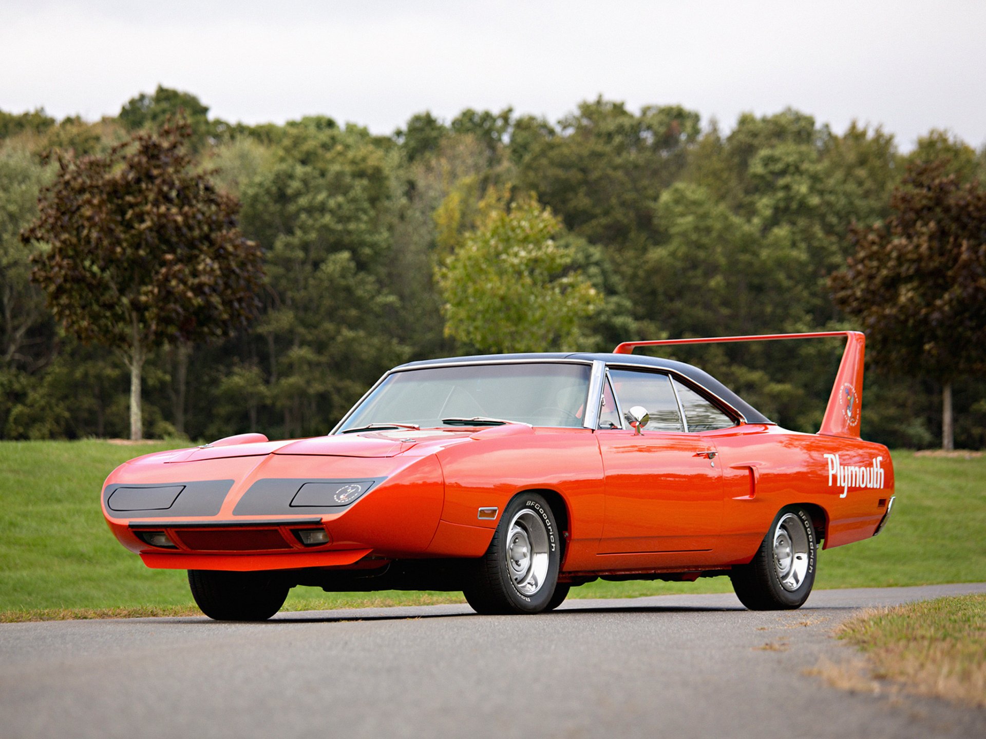 plymouth road runner superbird muscle car red