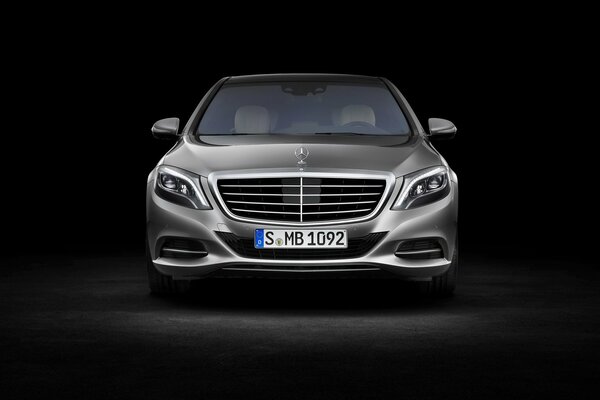 Mercedes-benz S-class silver color with number