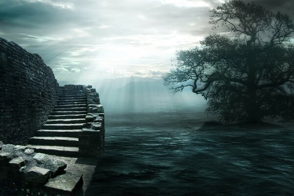 Das Licht von den Wolken beleuchtet das Wasser und die Treppe