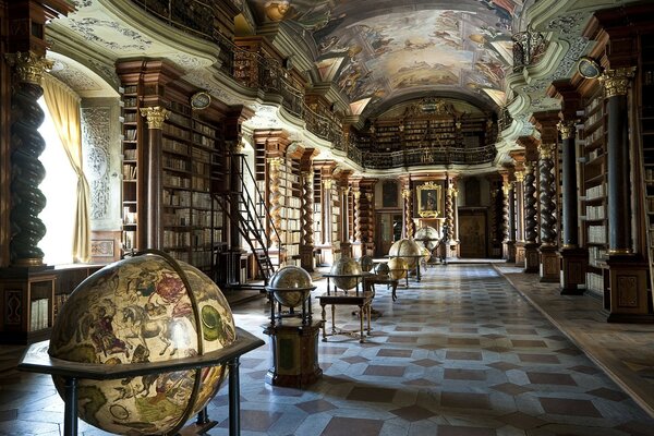 Library with columns and lots of books