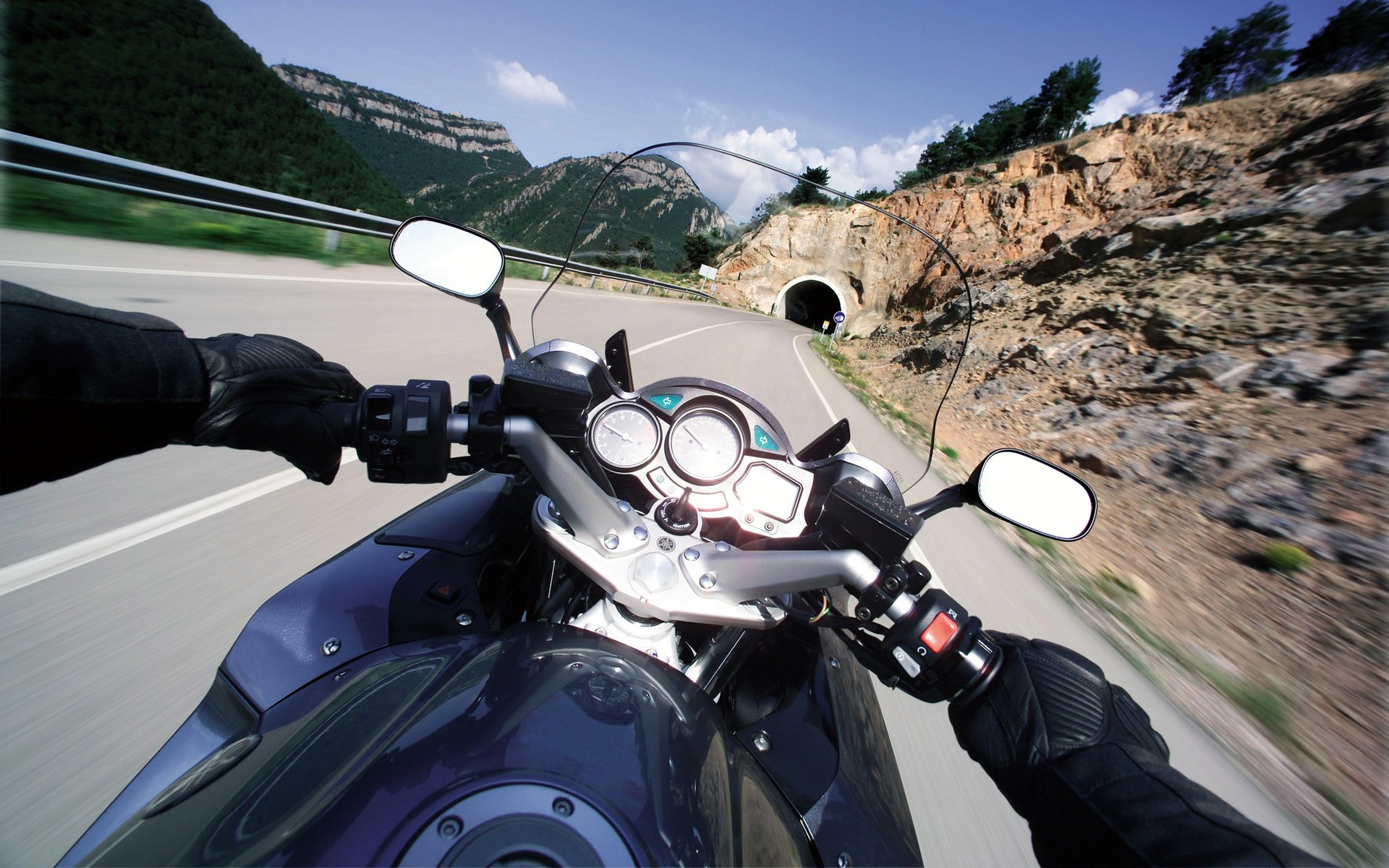 yamaha strada tunnel