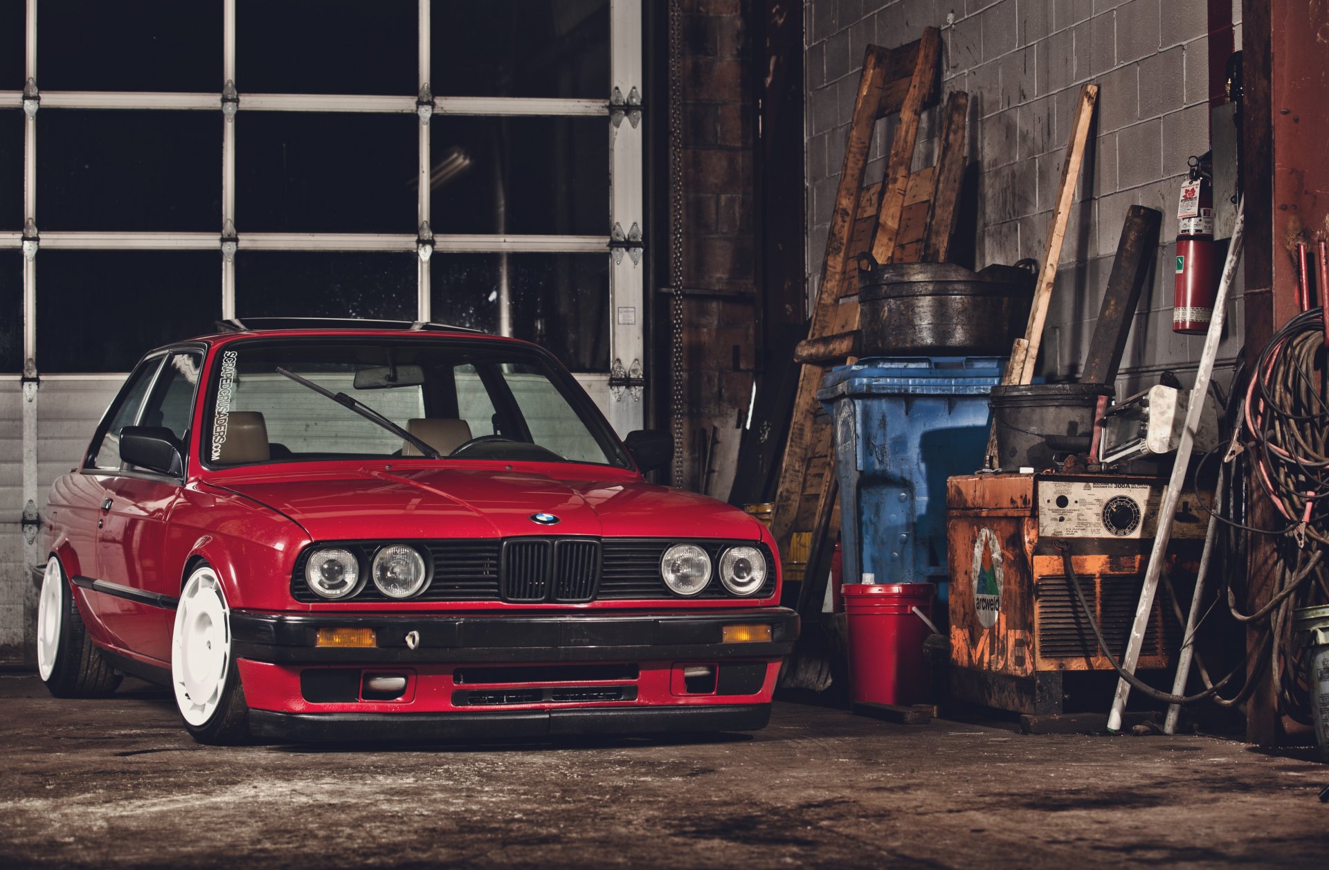 bmw e30 coupe garage boomer