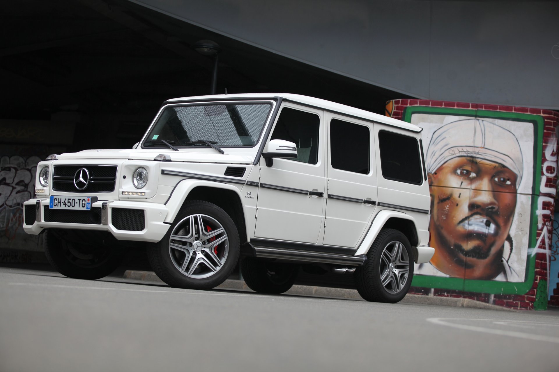 mercedes g63 amg bianco muro graffiti mercedes jeep