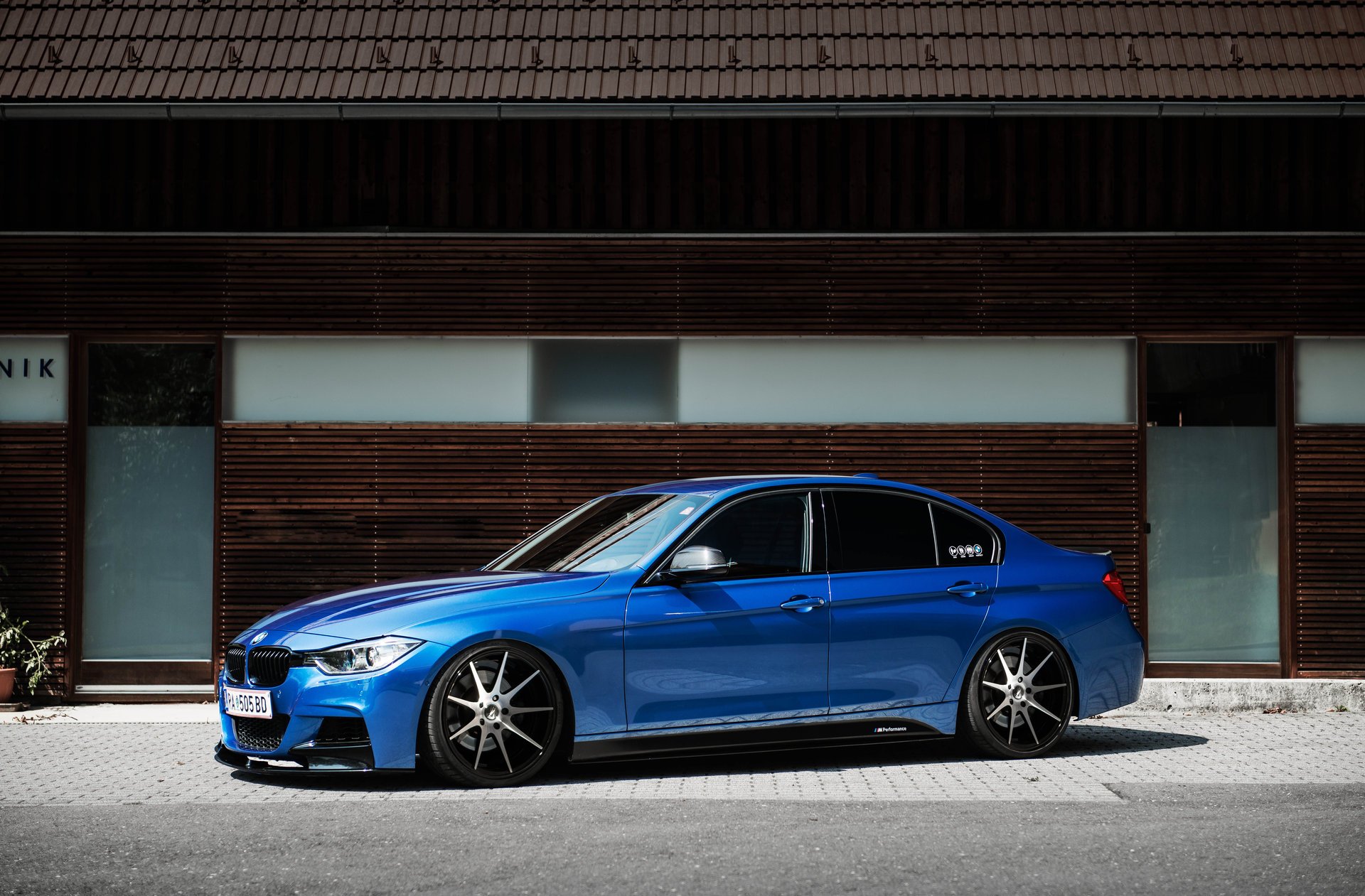 bmw tuning bmw niebieski felgi