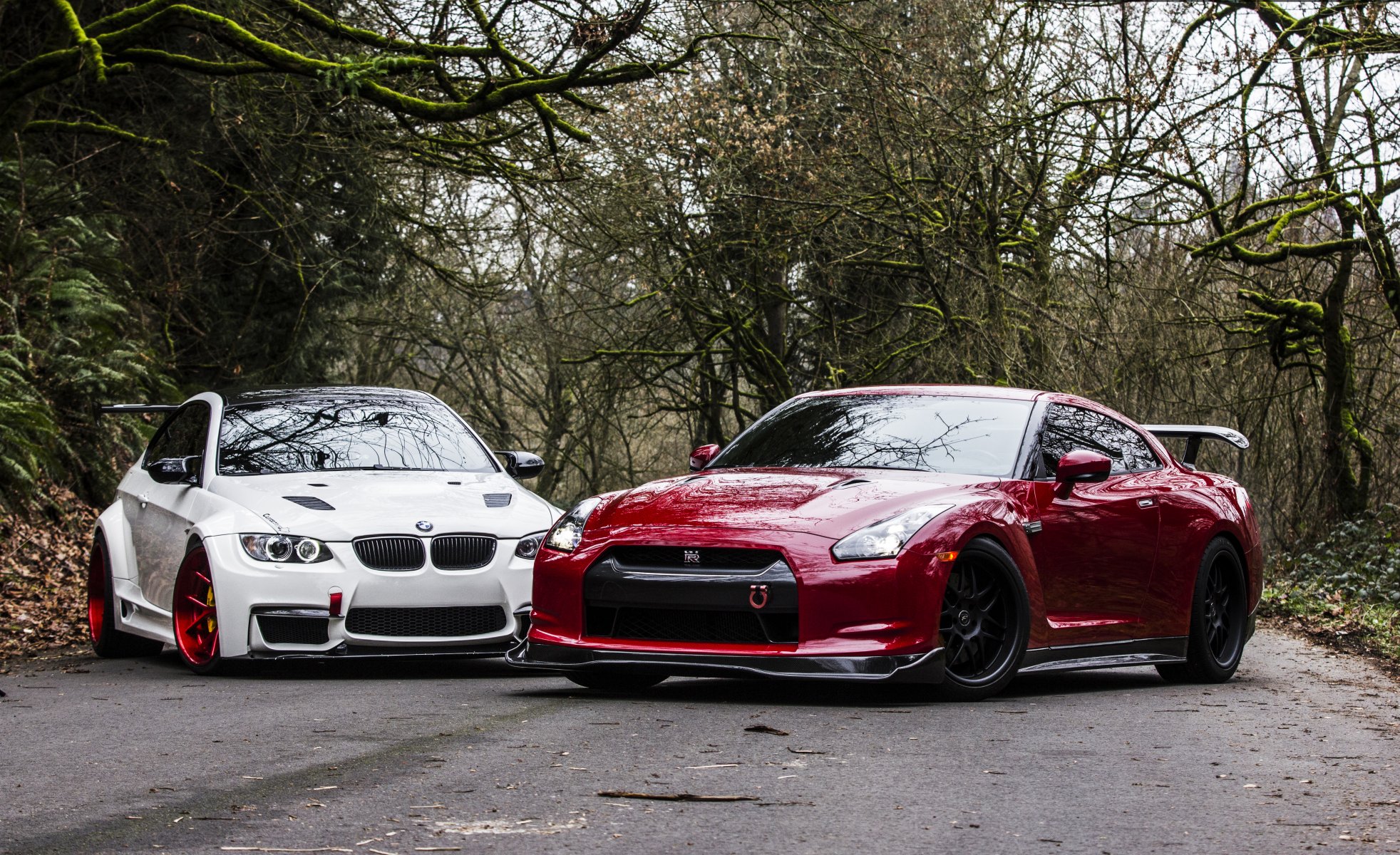 bmw e92 m3 nissan gtr r35 bmw nissan road autumn tuning white red