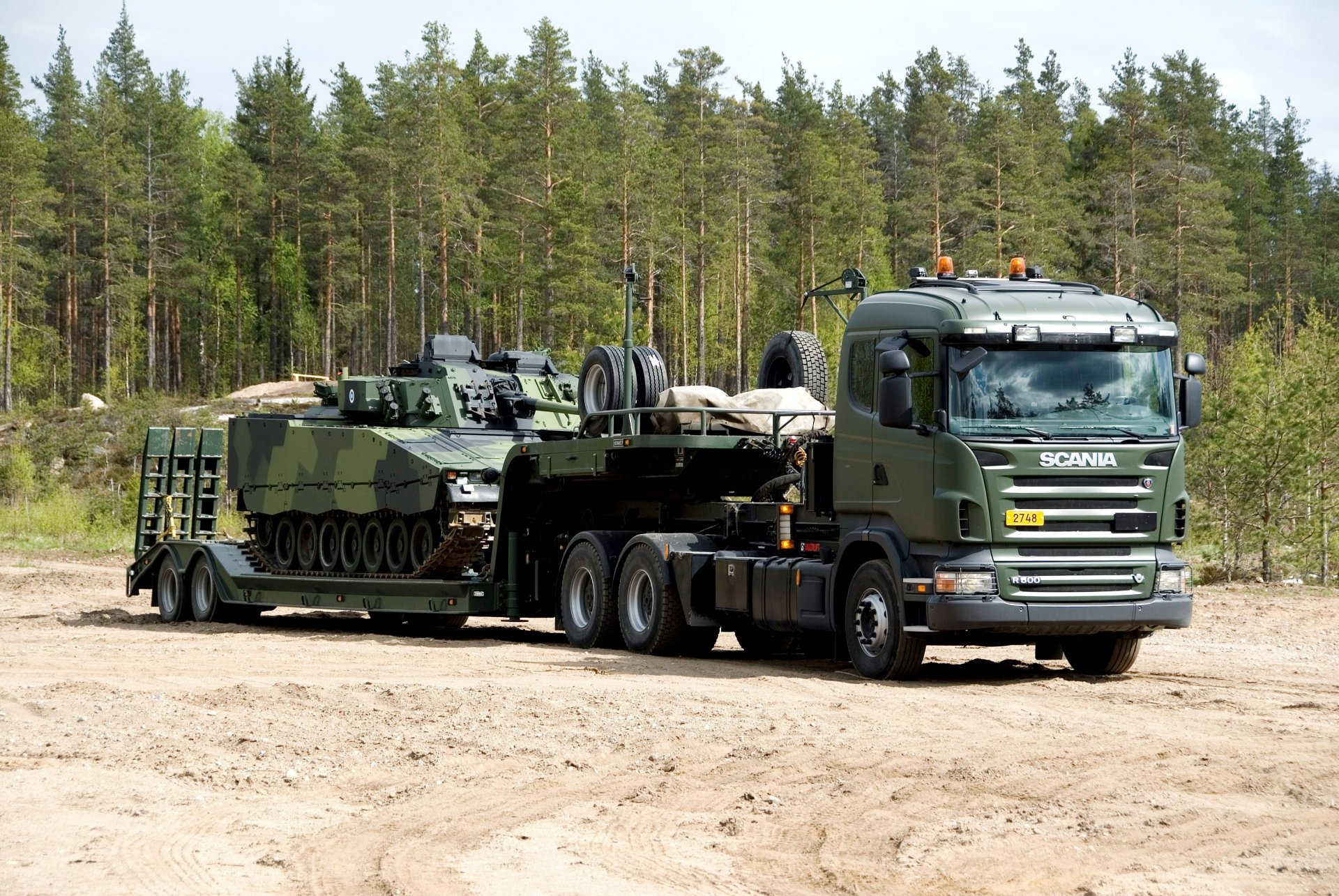 cania r 5006x4 trattore rimorchio trasporto di attrezzature militari forze armate finlandesi