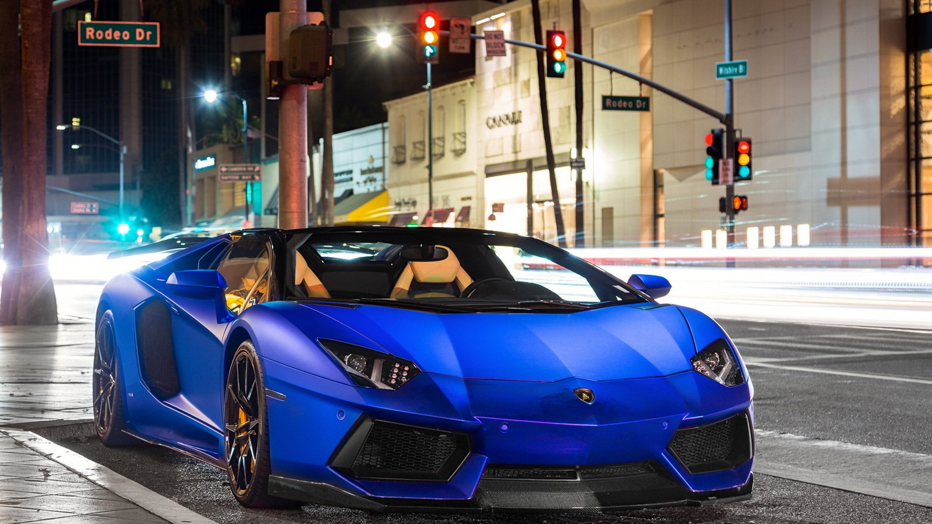 lamborghini aventador lp700-4 roadster matte blue