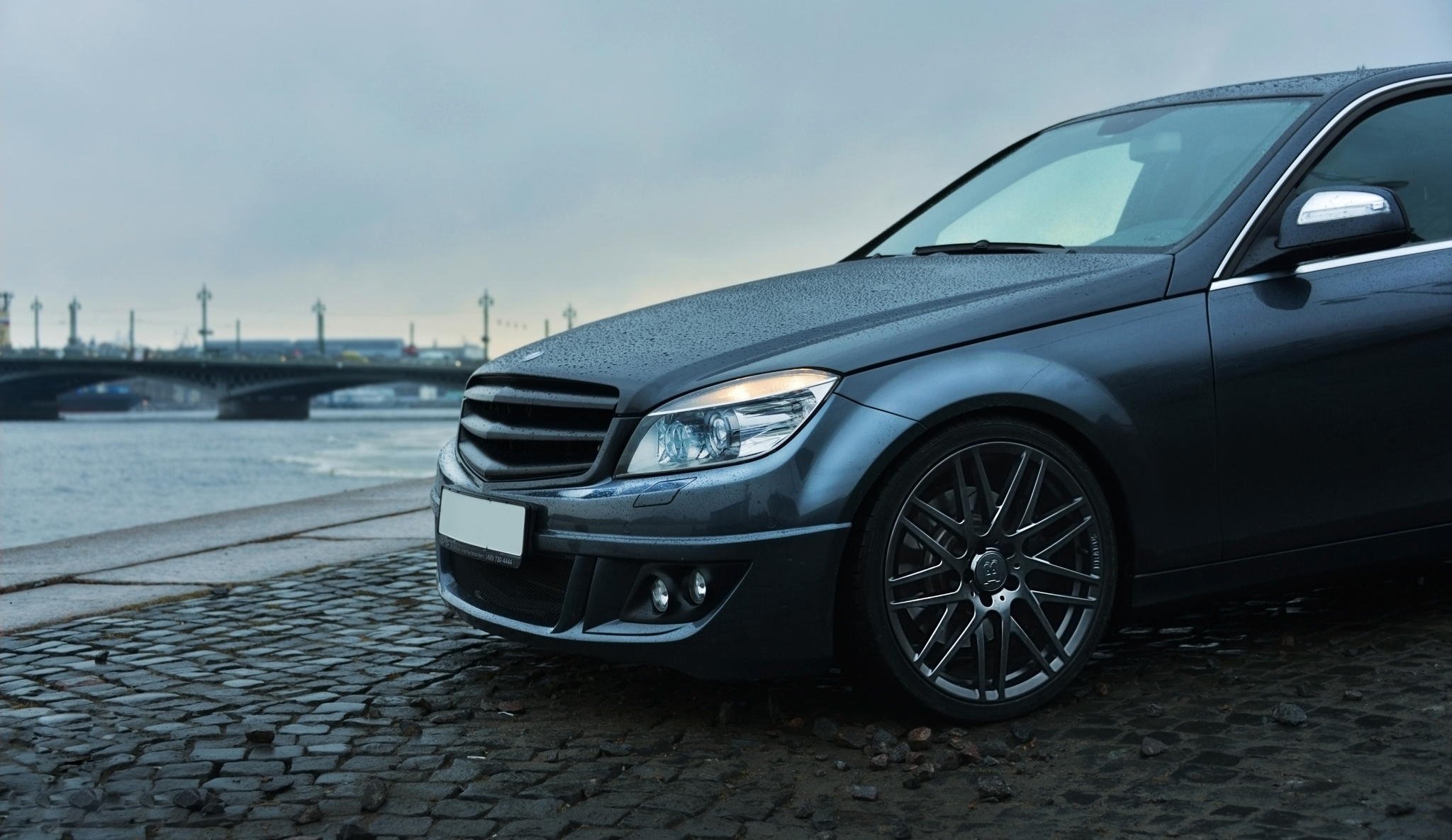 mercedes benz c-class brabus st. petersburg neva river bridge