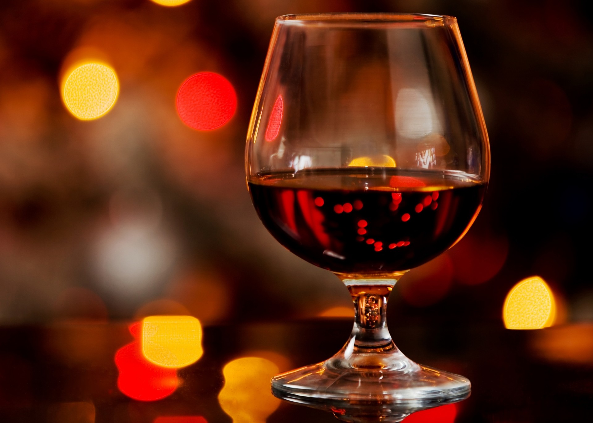 bokeh vetro alcool cognac