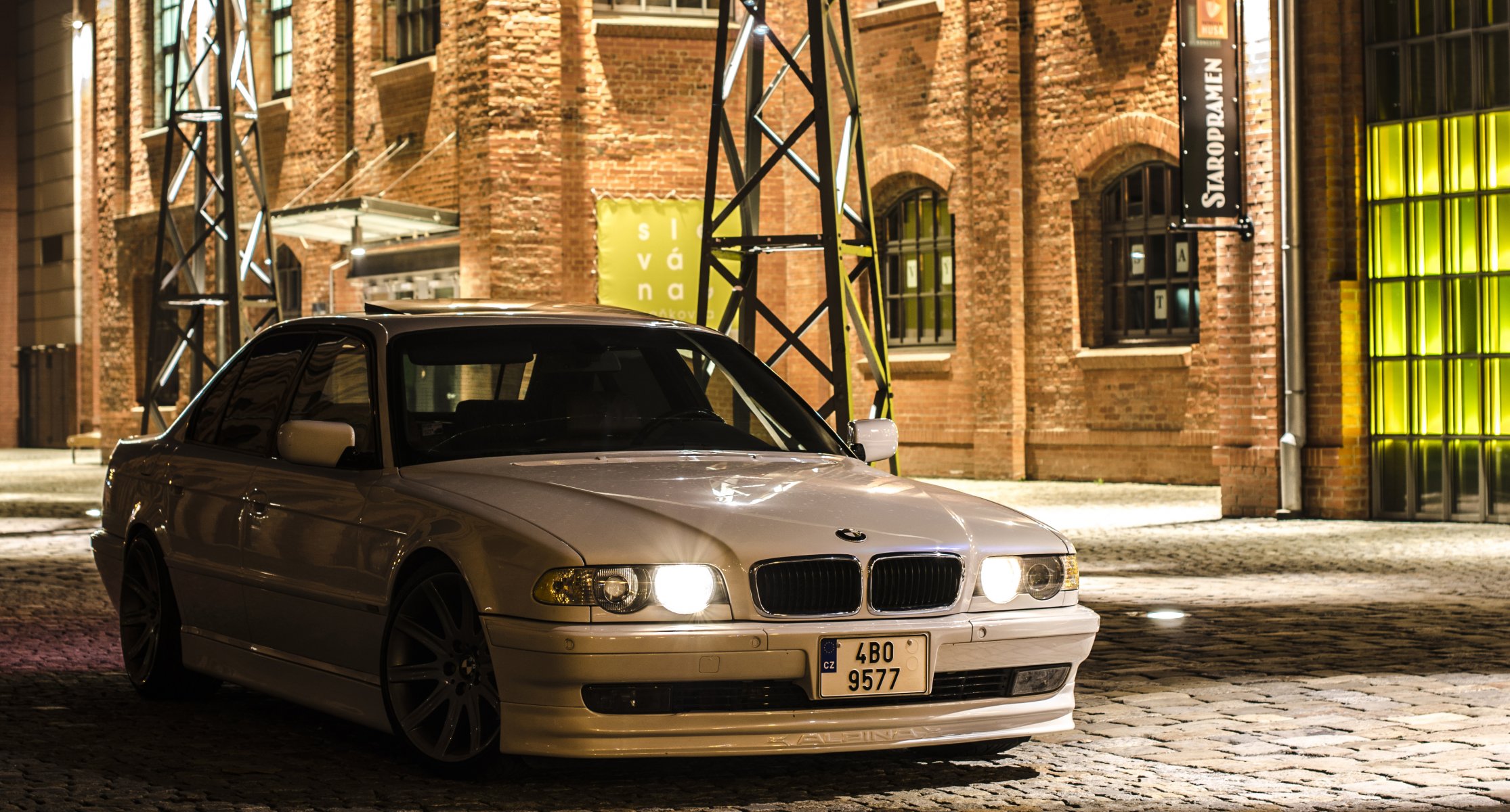 bmw 740 e38 boomer sept blanc