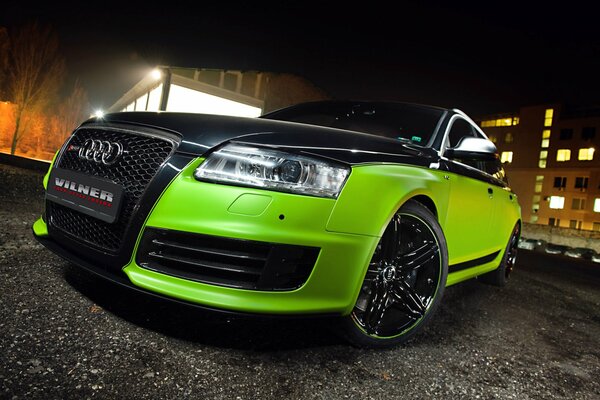 Audi rs6 on a dark night in the city