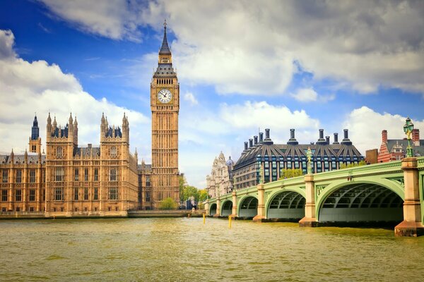 Torre dell orologio nella città di Londra