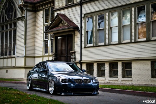 BMW 528i dark blue car