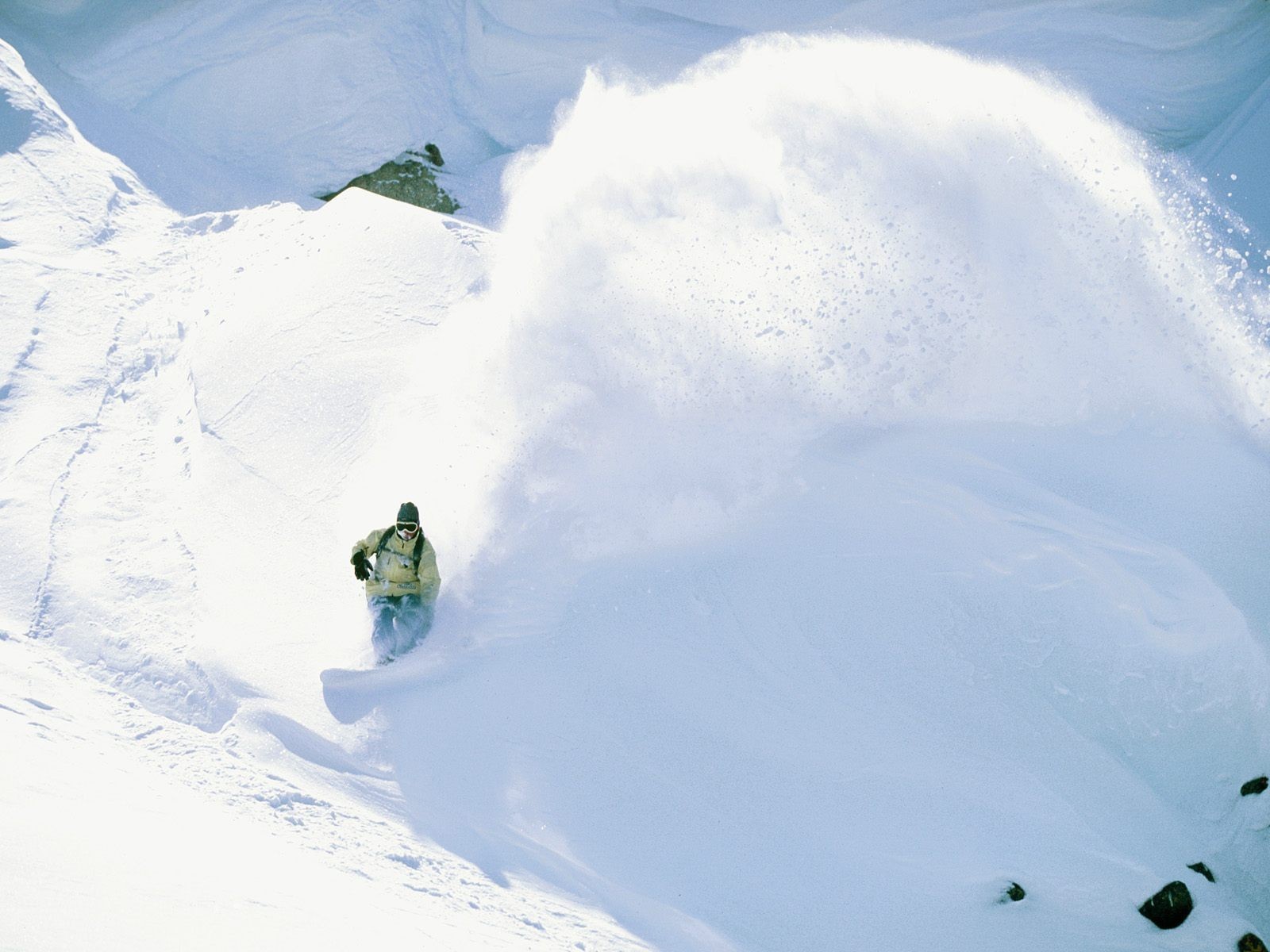 snowboard facet śnieg