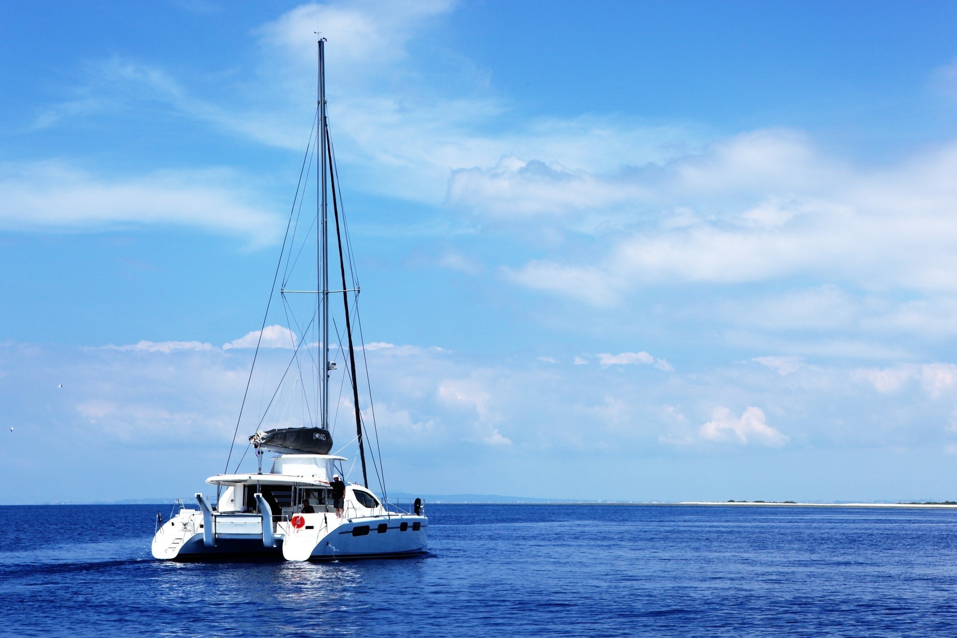 yacht cielo nuvole mare incrociatore