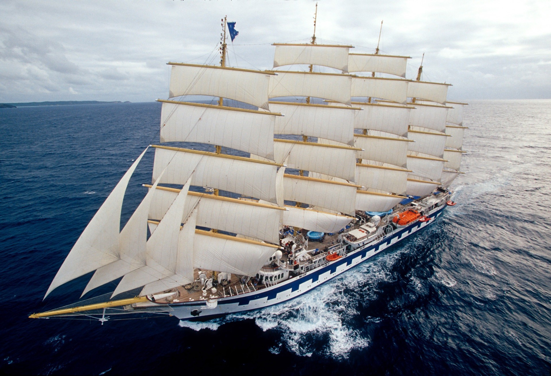 velero mar royal clipper océano