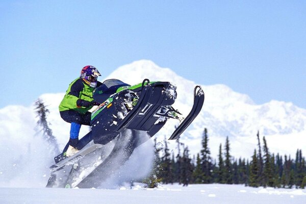 Paseos en moto de nieve del estado de Alaska