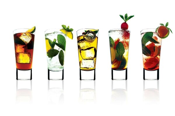 Schönes Design von Cocktails für den Sommer