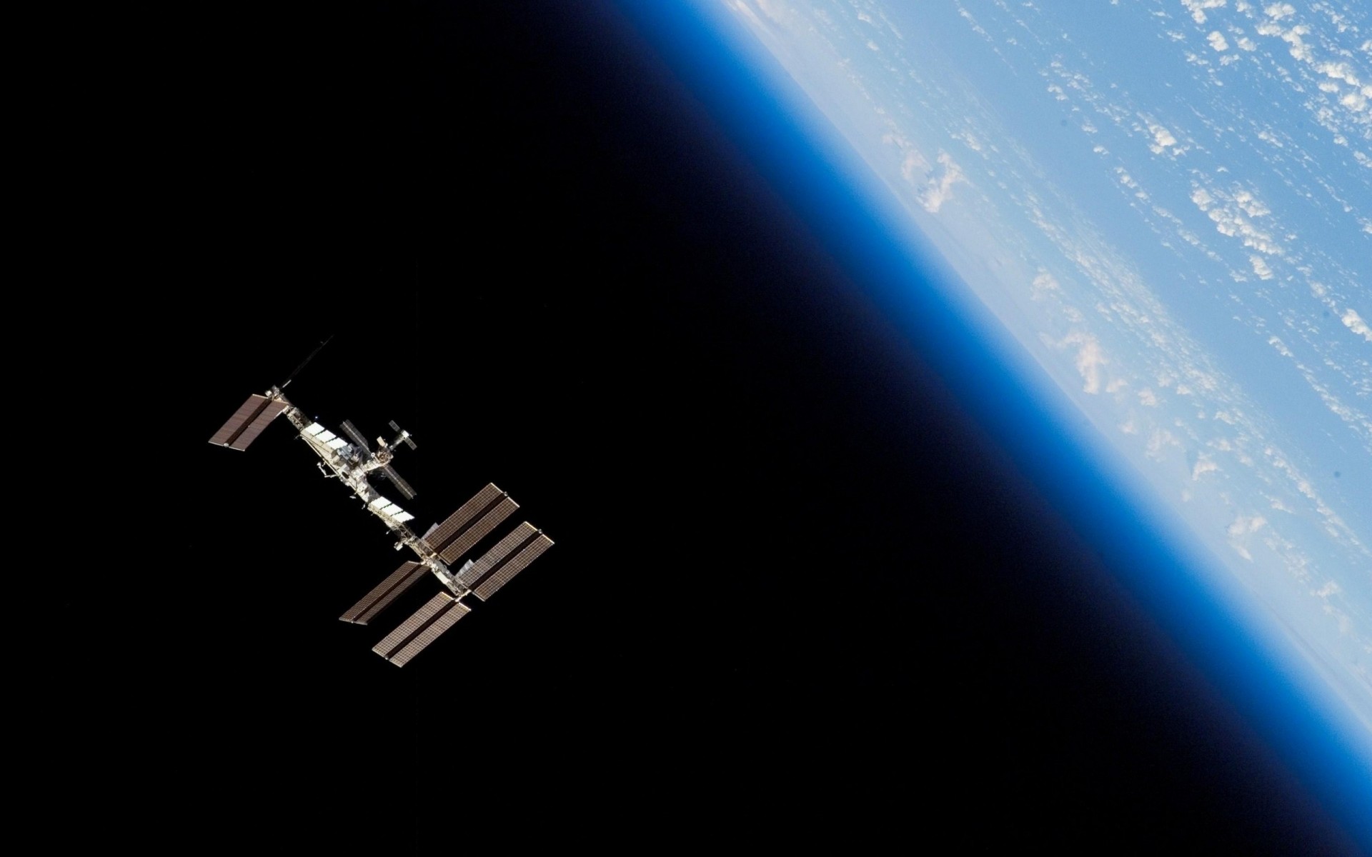 station iss orbite terre planète espace